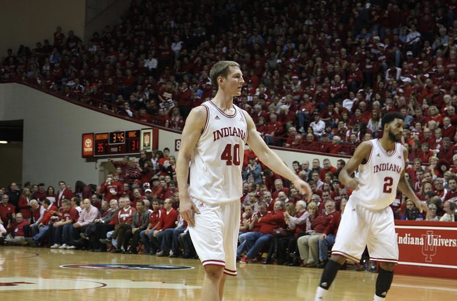 "Cody Zeller" par Indiana Public Media est sous licence CC BY-NC 2.0 