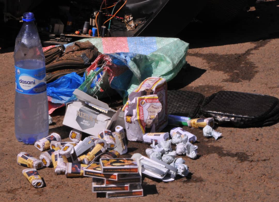 Des objets trouvés chez les bandits/ Ph. Cellule de communication du gouvernorat 