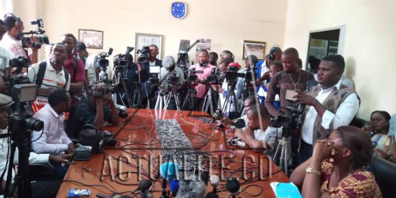 Les journalistes lors d'un point de presse  du MLC à Kinshasa /Photo Christine Tshibuyi