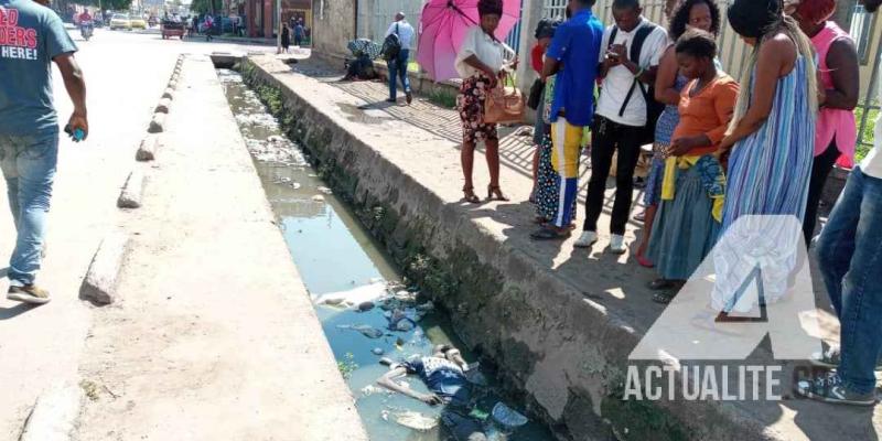 Un corps sans vie découvert près de l'assemblée provinciale de Kinshasa/Ph. Christine Tshibuyi