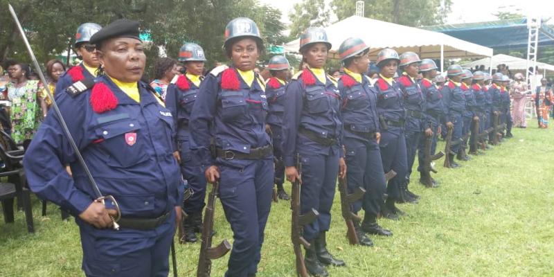  Femmes policières lors de la Célébration du 08 mars à l'Académie des Beaux-Arts