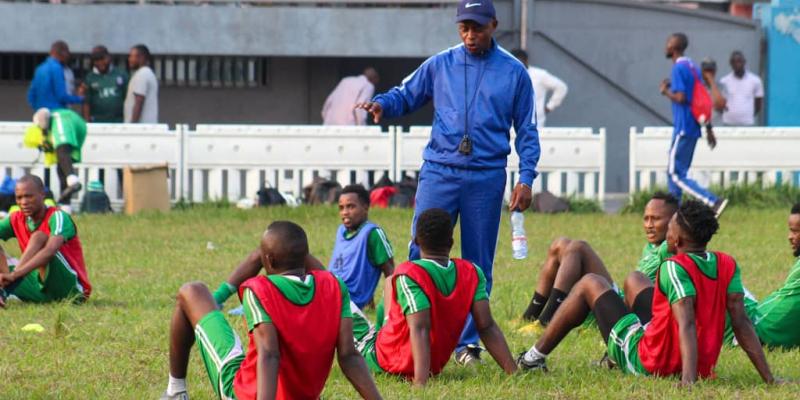 Isaac Ngata, coach du DCMP