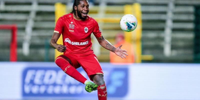 Dieumerci Mbokani, Ph. Droits tiers.