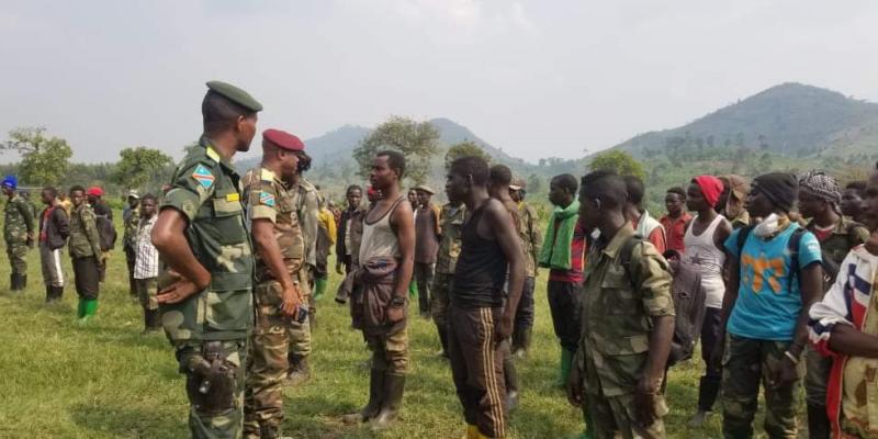 La reddition des éléments de NDC-R, aile Gilbert Bwira, à Kashuga. Photo droits tiers.