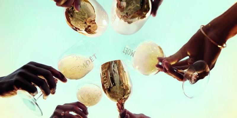 "Toast to Togetherness". Ph. Droits tiers.