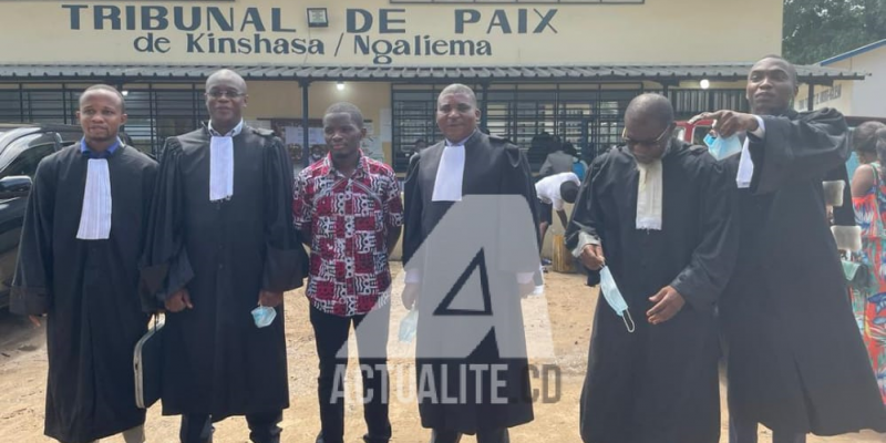 Pascal Mulegwa et ses avocats/Ph ACTUALITE.CD