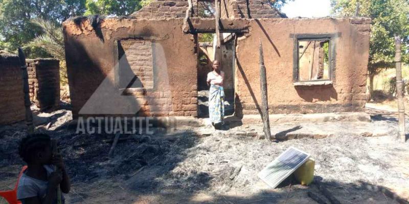 Des maisons brûlées par les bandits dans la commune annexe, à Lubumbashi