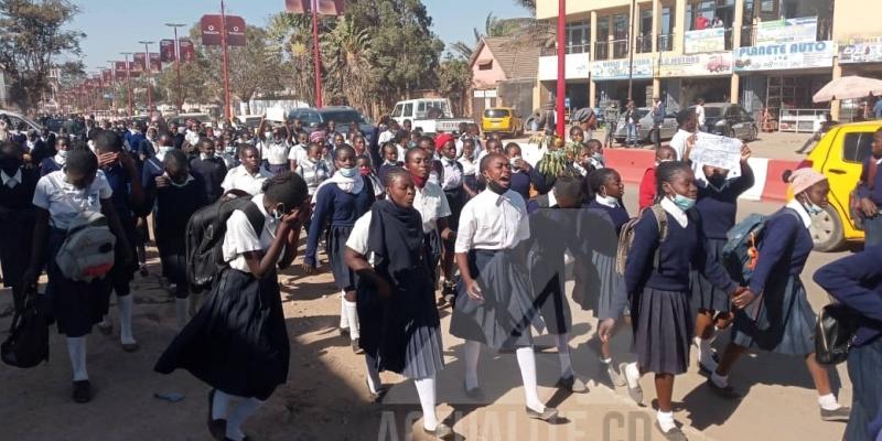 Des élèves des écoles publiques en pleine manifestation à Lubumbashi/Ph. ACTUALITE.CD