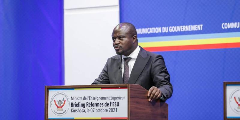 Muhindo Nzangi, ministre de l'ESU