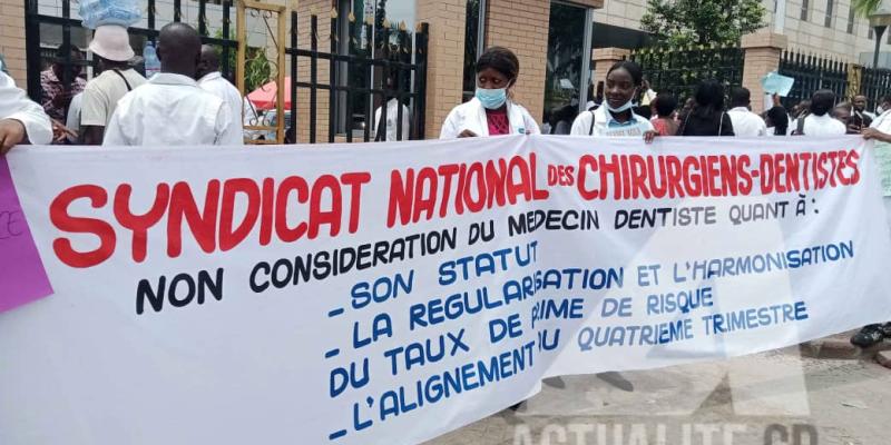 Manifestation des médecins chirurgiens-dentistes