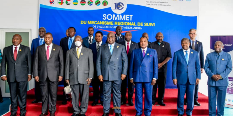 Photo de famille à l'occasion du sommet sur l'Accord-cadre d'Addis-Abeba