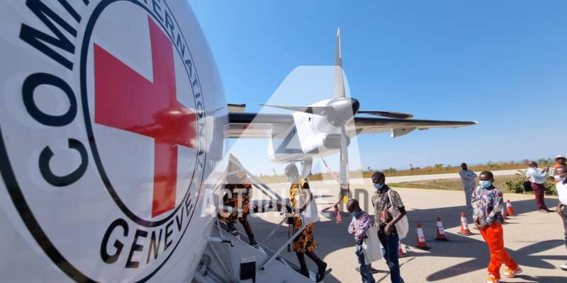 Opération de réunification familiale organisée par le CICR