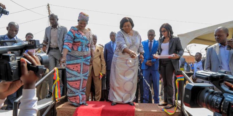 Rose Mutombo à l'inauguration de nouveaux pavillons à la prison de Dilala