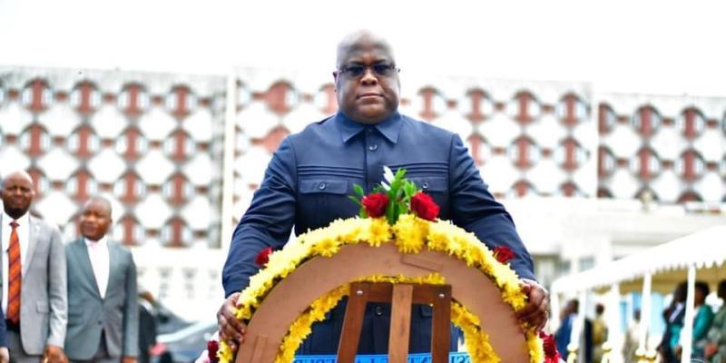 Félix Tshisekedi rendant hommage au vétéran Kunyuku 