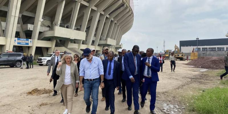 Visite de l'administratrice de l'OIF au stade des Martyrs en prévision des IXès jeux de la Francophonie 