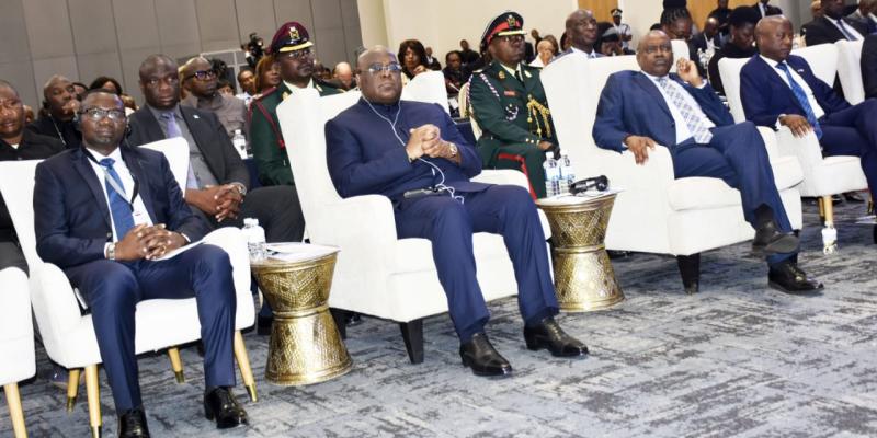 Julien Paluku et Félix Tshisekedi au forum économique de Gaborone