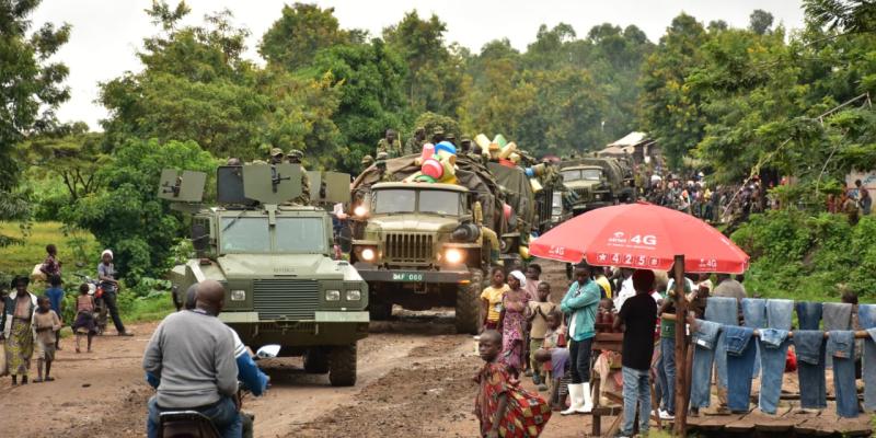 L'UPDF progressant vers Mabenga