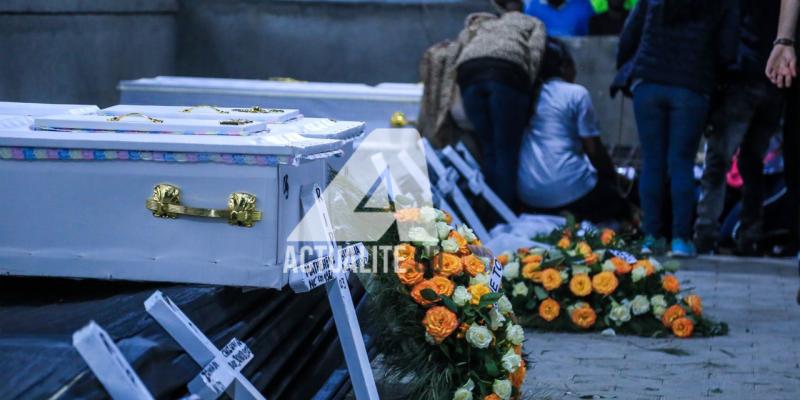 Inhumation des victimes du 30 aout à Goma. 