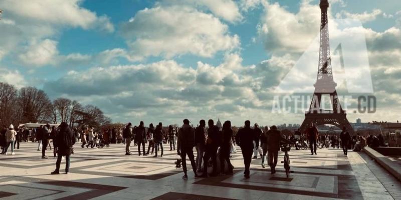 Place du Trocadéro à Paris (Illustration)