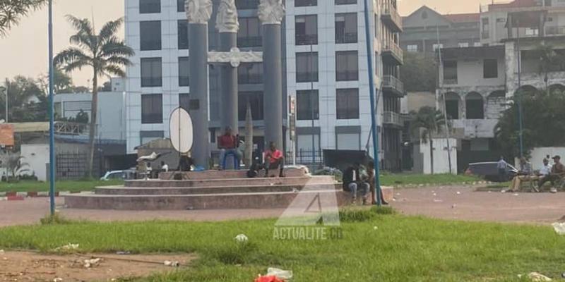 Place des victimes du GenoCost, ex-place des Evolués 