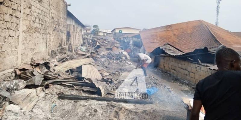 Le marché municipal de Matete incendié 