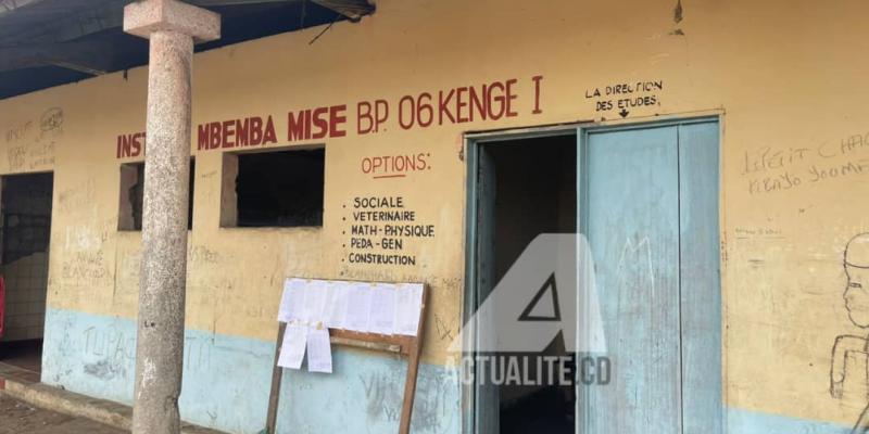 Institut Mbemba à Kenge 