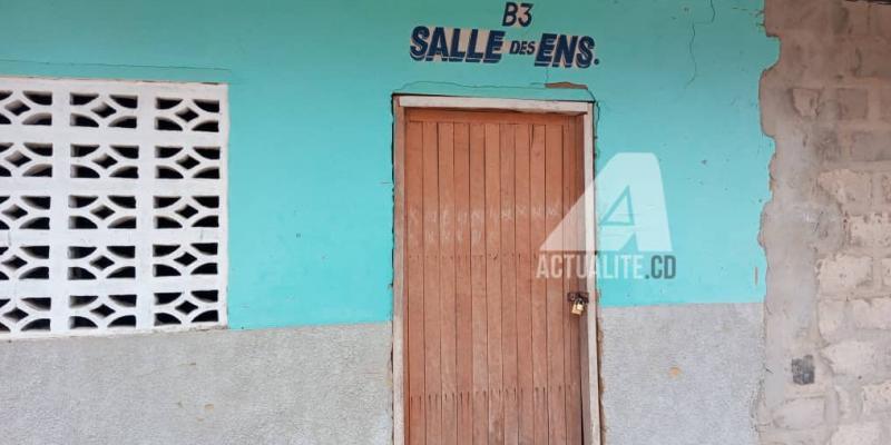 Une salle de classe fermée à Bandundu 