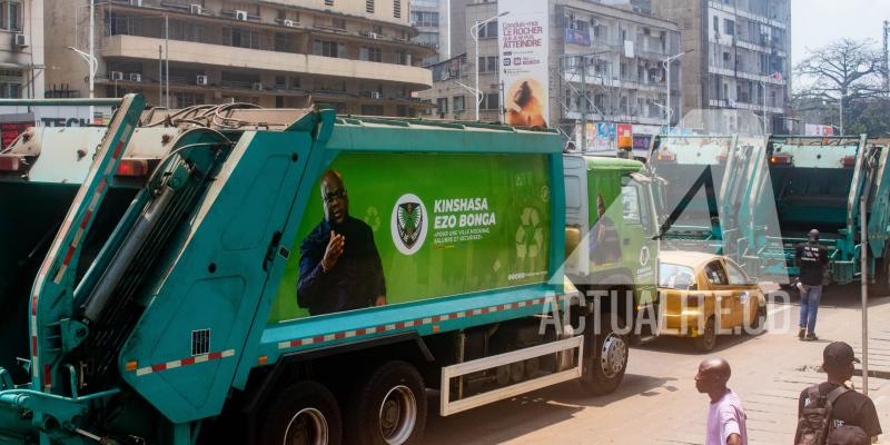 Engin de nettoyage à Kinshasa