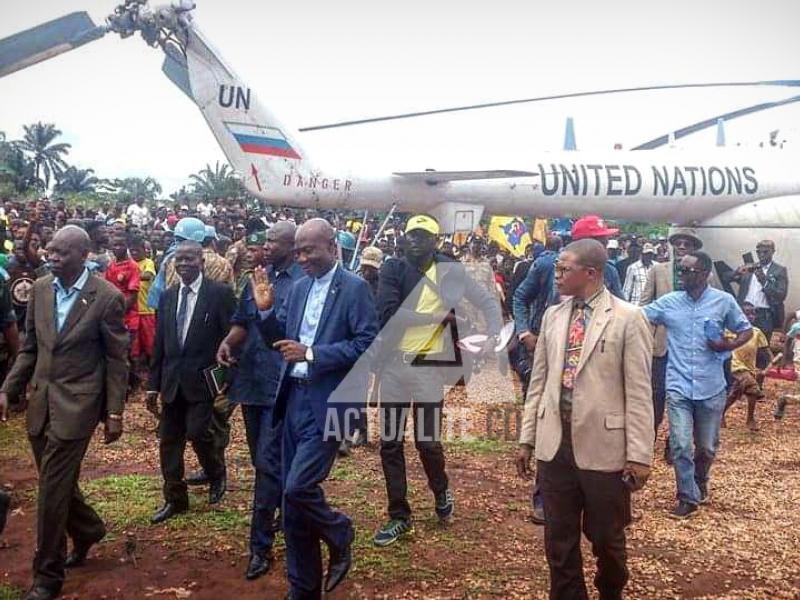 Arrivée du gouverneur Marc Mayanga à Kamako où des milliers de congolais réfoulés d'Angola vivent dans des conditions difficiles 