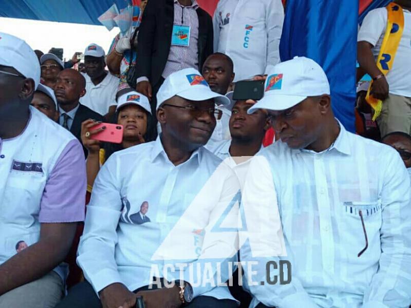 Minaku, Néhémie et Shadary au meeting du FCC au stade Père Raphael   / Ph. Christine Tshibuyi 