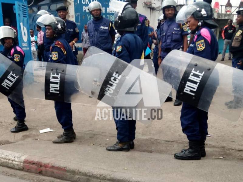 La Police face aux manifestants (Photo d'illustration ACTUALITE.CD)