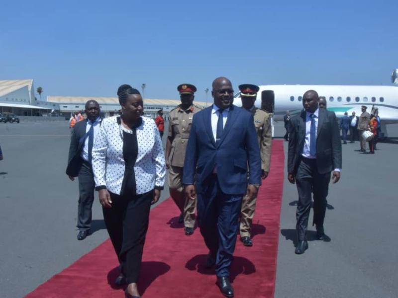 Félix Tshisekedi, accueilli à l'aéroport international Jomo Kanyata de Nairobi.