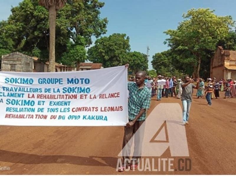 Marche des agents de la SOKIMO à Watsa/Ph.Héritier Mungumiyo