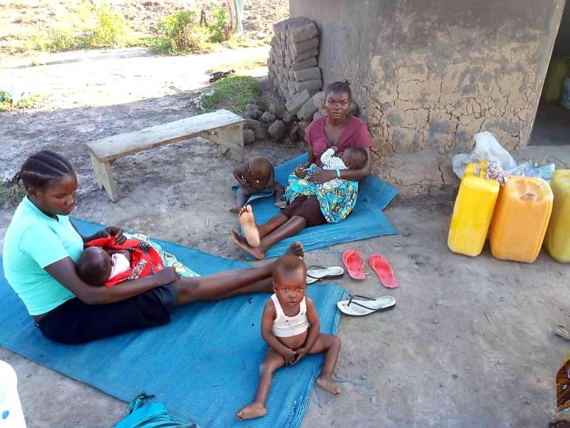 Une famille hébergée dans le camp de Biringi / Ph. Frank Asante 