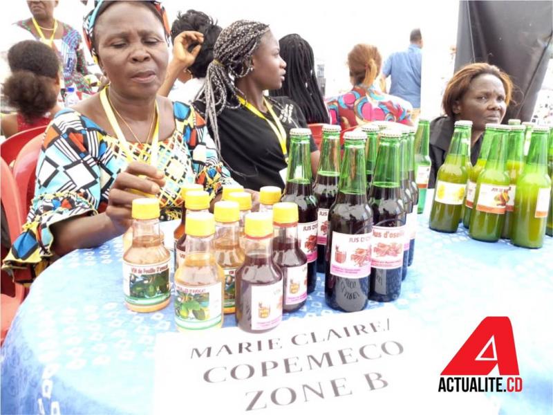 Exposantes au grand marché de l'agriculteur et de l'artisan congolais.