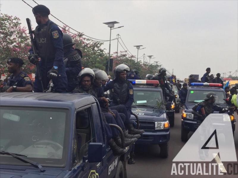 La police lors du retour de Bemba. Ph/Christine Tshibuyi