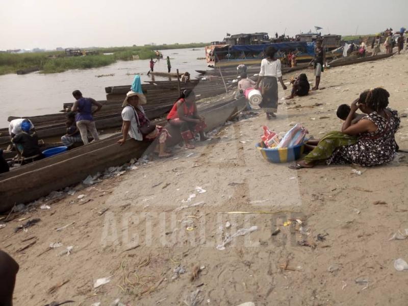 Vendeuses de poissons à Kinkole