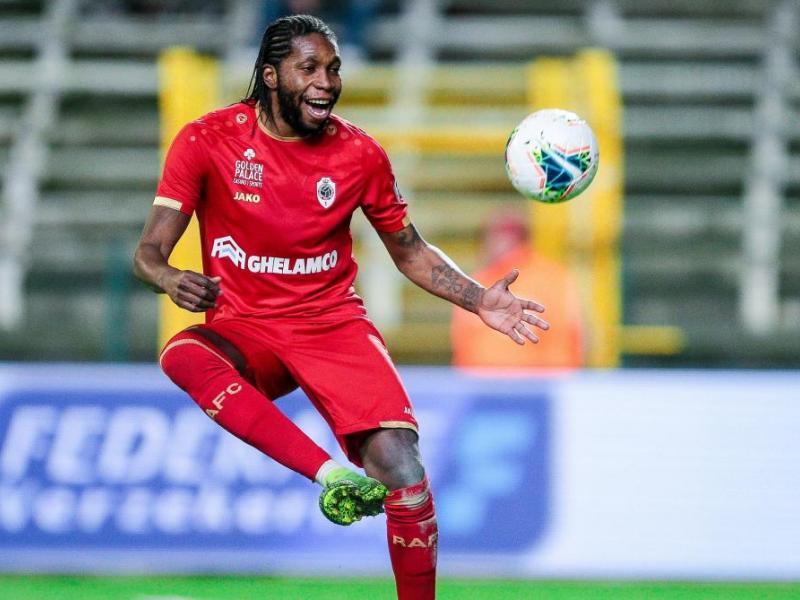 Dieumerci Mbokani, Ph. Droits tiers.