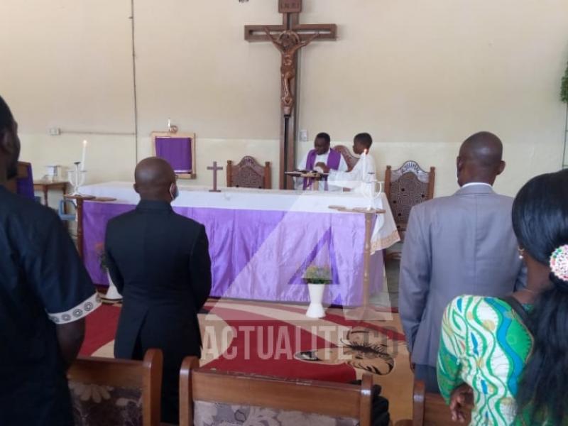 Kasaï-Oriental: messe de requiem en mémoire de Kasonga Tshilunde à Mbuji-Mayi