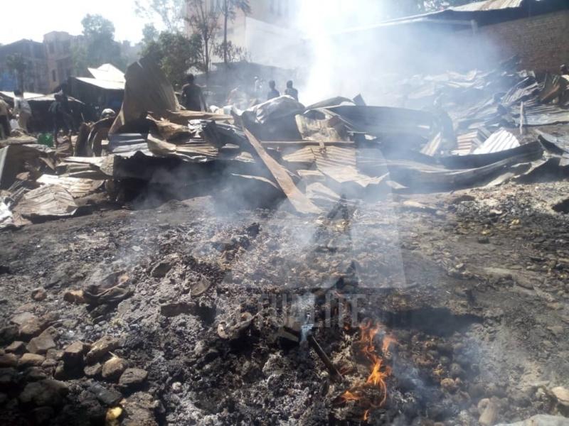 Marché Beach Muhanzi de Bukavu après incendie/Ph. ACTUALITE.CD