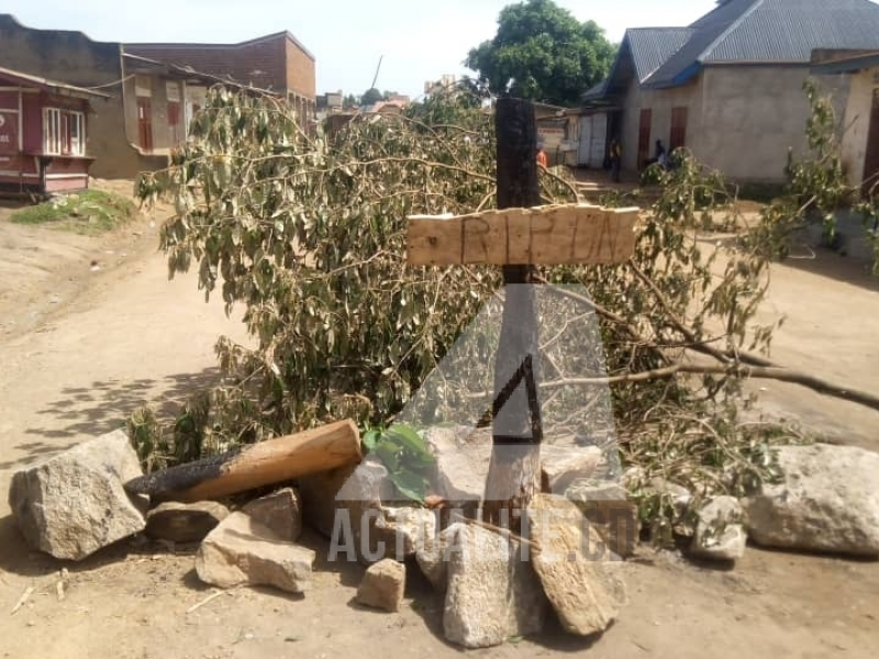 Des barricades érigées dans un quartier de Beni pour protester contre la Monusco/Ph ACTUALITE.CD 