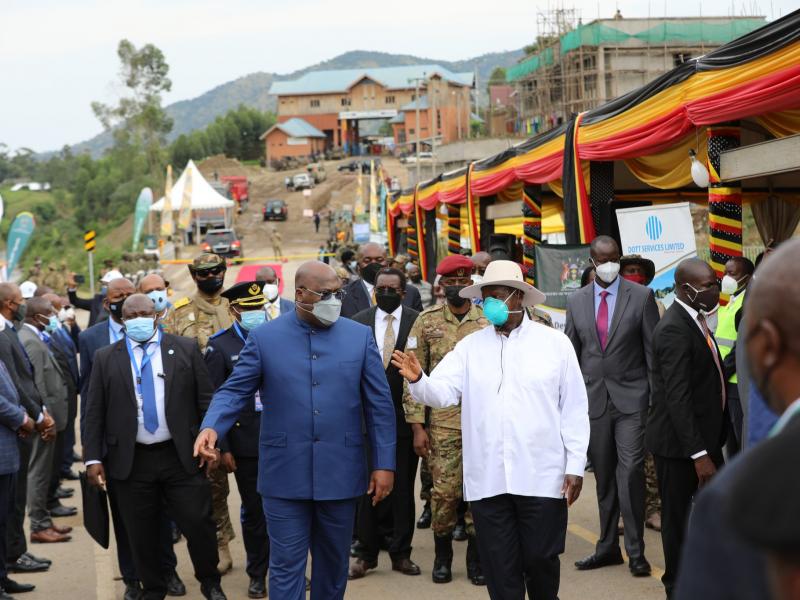 Félix Tshisekedi et Yoweri Museveni ce 16 juin 2021 à Mpondwe en Ouganda/Ph ACTUALITE.CD 