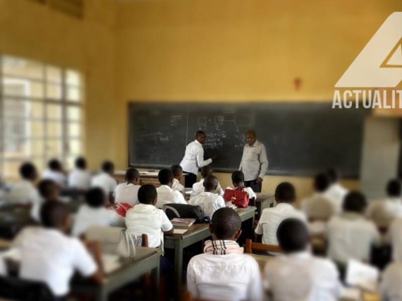 Les élèves dans une salle de classe 