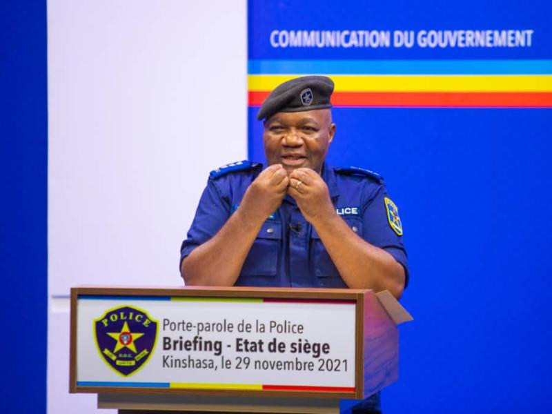 Le commissaire supérieur principal, Pierrot Mwana Mputu, porte-parole de la PNC