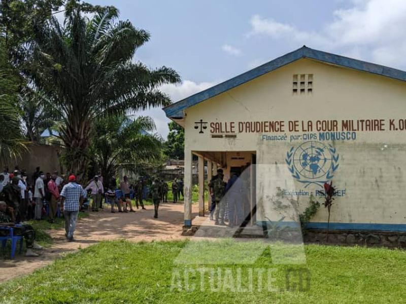 Salle d'audience de la Cour militaire