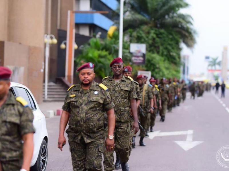 La Garde républicaine dans les rues de Kinshasa 