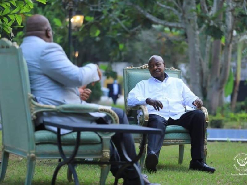 Museveni et Tshisekedi 