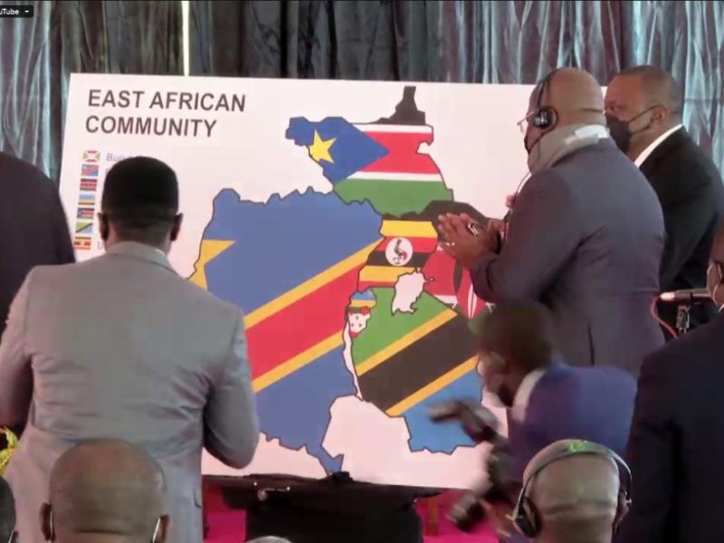 Félix Tshisekedi lors de la signature du traité d’adhésion de la RDC à l’EAC