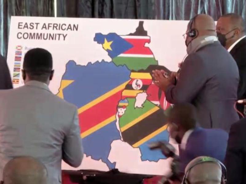 Félix Tshisekedi lors de la signature du traité d’adhésion de la RDC à l’EAC