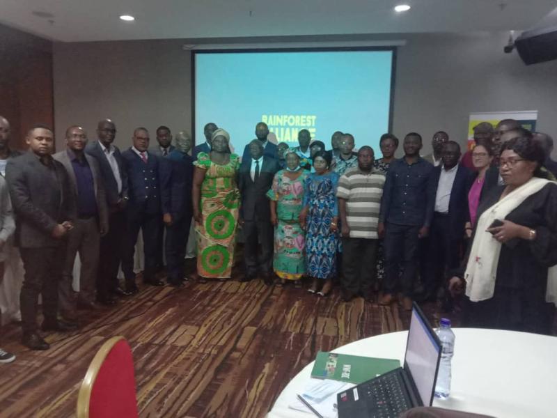 Les participants à l'atelier de Rainforest Alliance 